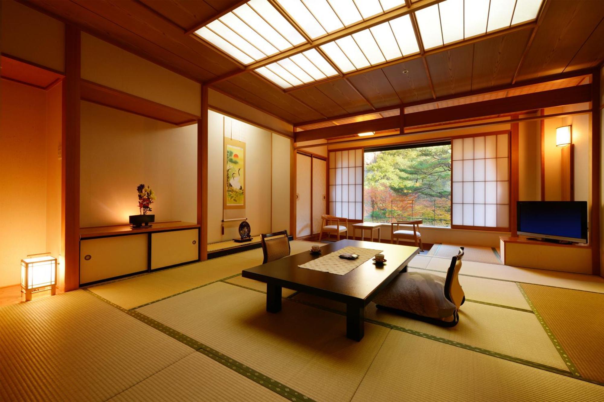 Sansuiso Tsuchiyu Ryokan 5*