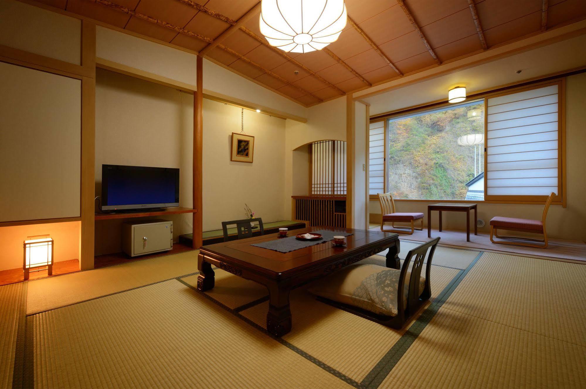 Sansuiso Tsuchiyu Ryokan Fukushima (Fukushima)