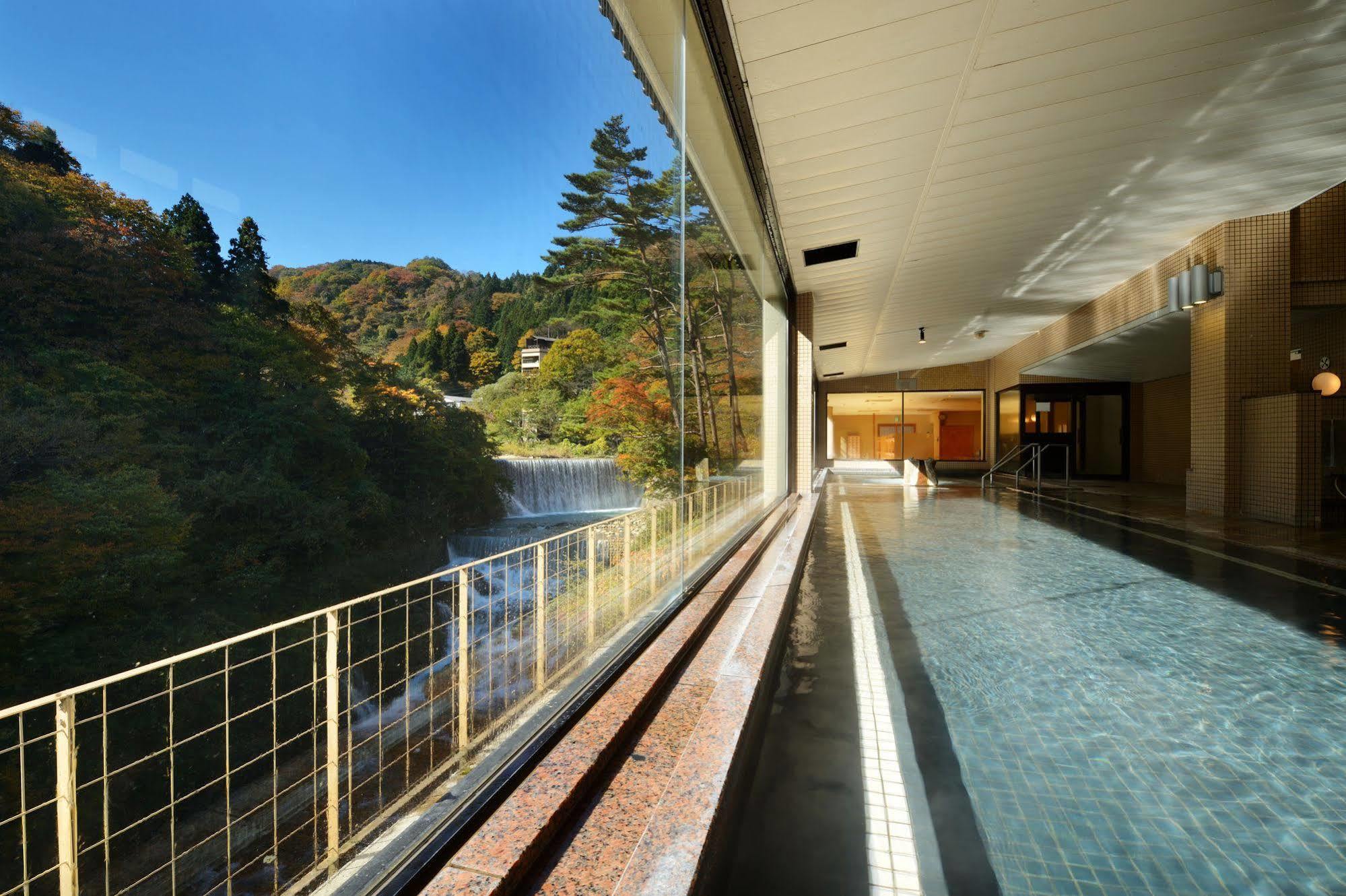 Sansuiso Tsuchiyu Ryokan 5*
